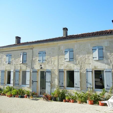 Maison Lavande Bed & Breakfast Saint-Jean-dʼAngély Eksteriør bilde